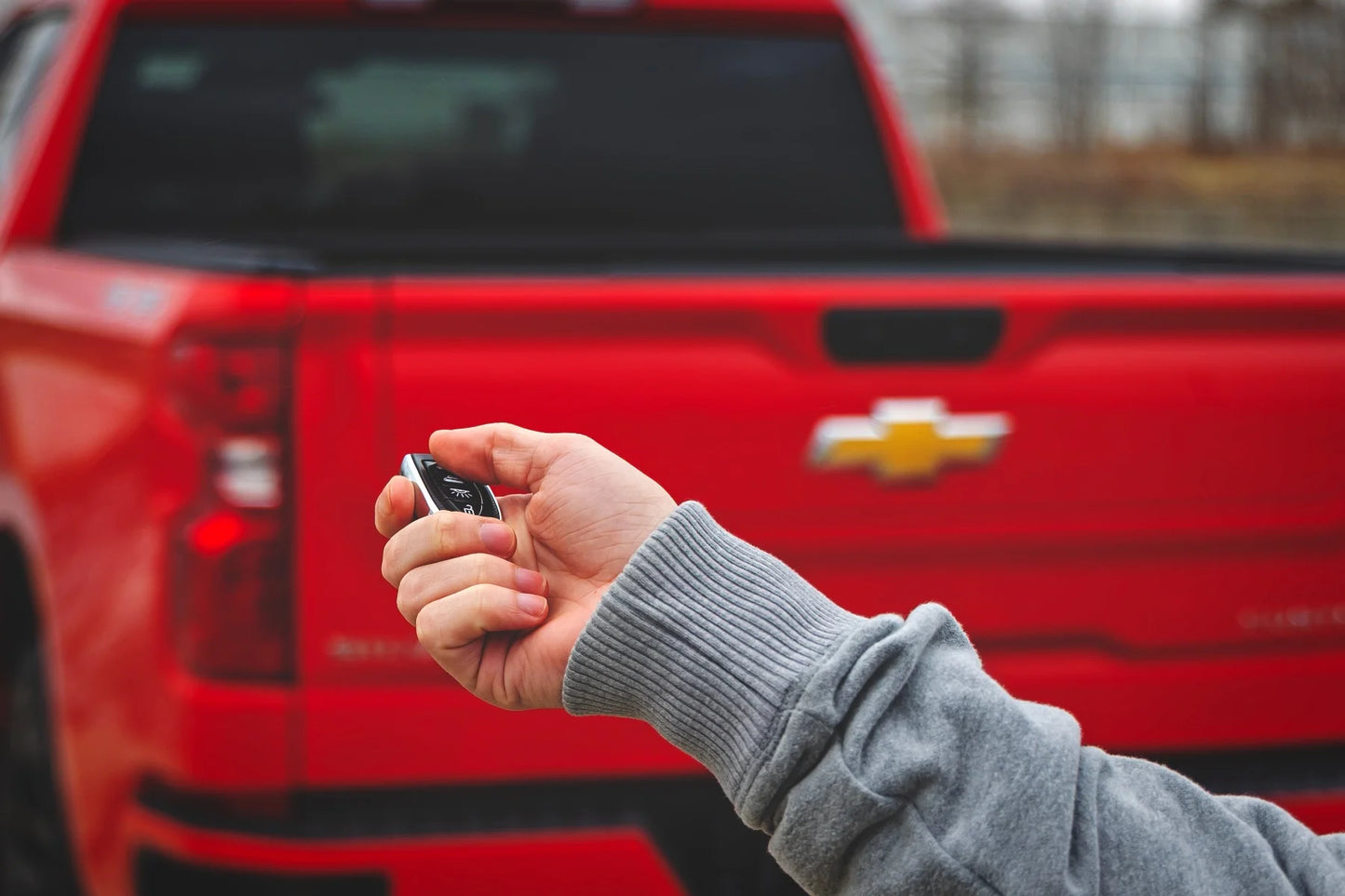 Powered Retractable Bed Cover 5'10" Bed | Chevy/GMC Sierra 1500 (19-26)/Silverado 1500 (19-25)