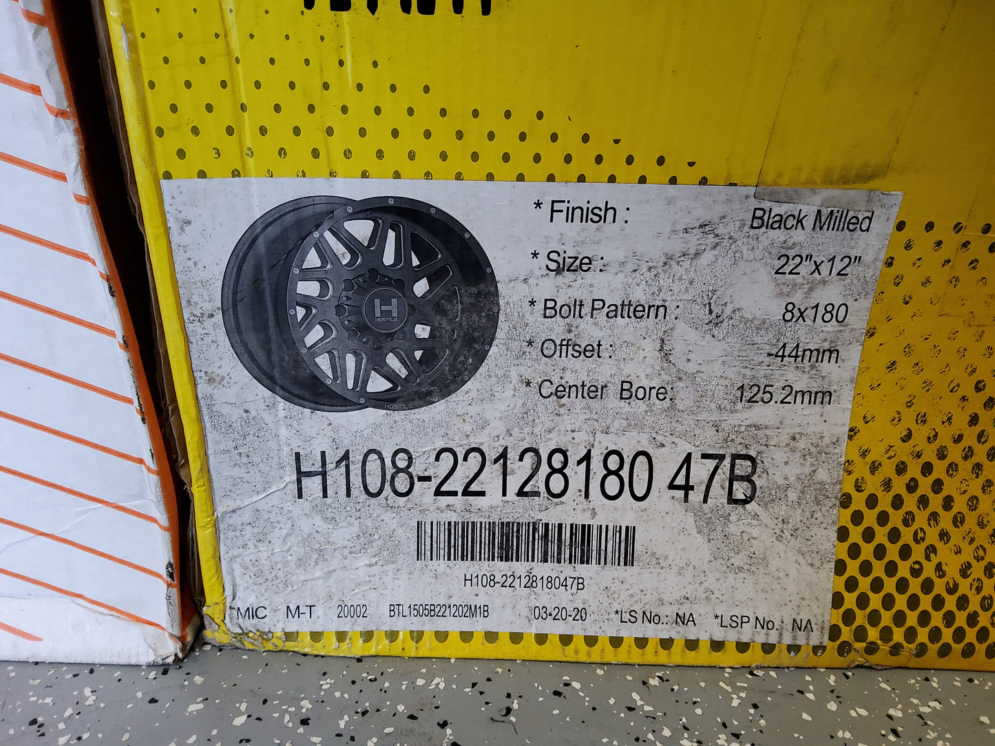 HOSTILE SPROCKET H108 22X12 8X180 -44MM