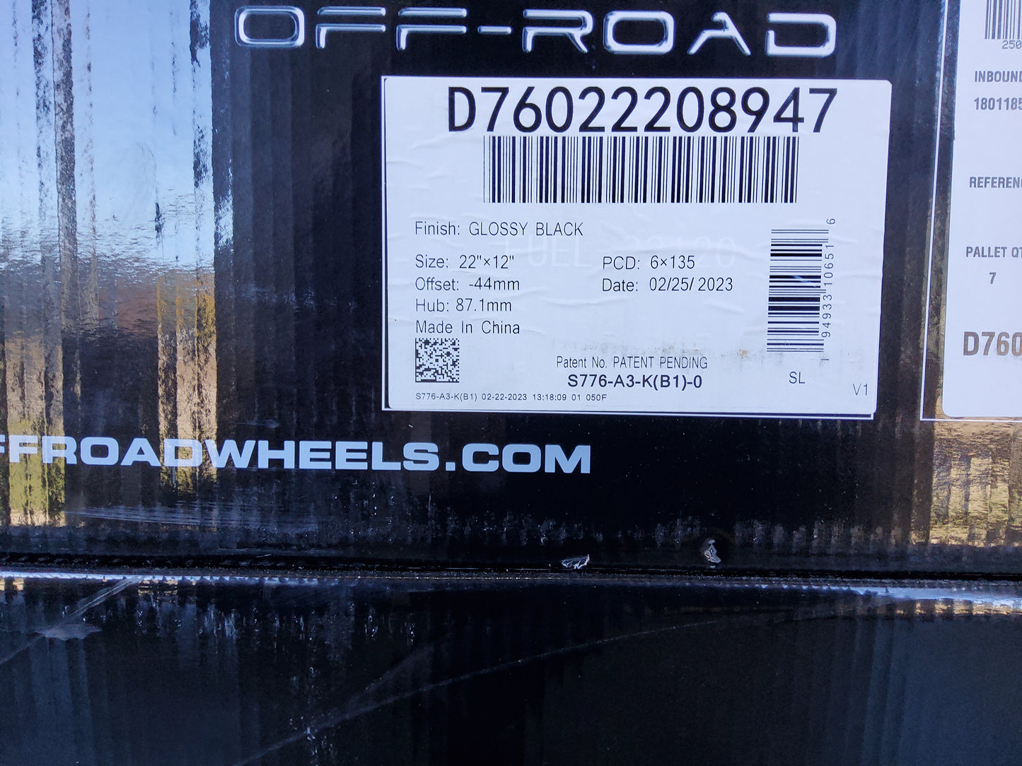 Fuel Clash 22X12 6X135 87.1 BL -44MM