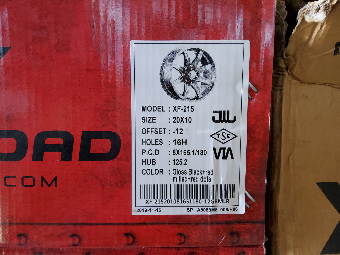 XF - 215 20x10 8x165/180