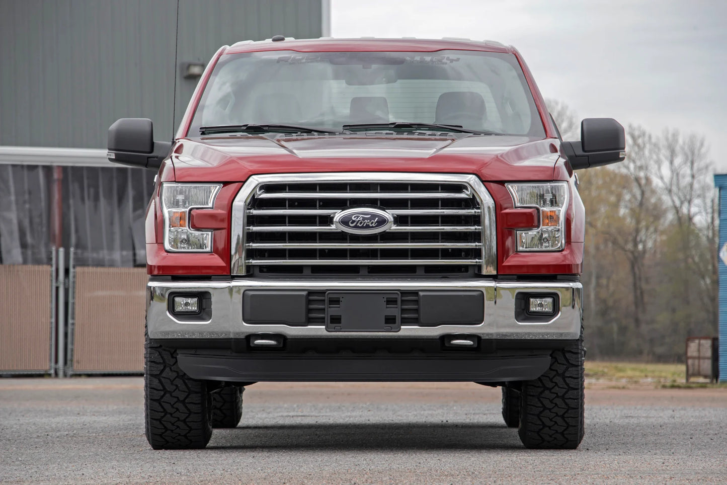 Rough Country 2 Inch Lift Kit Lifted Struts | Ford F-150 4WD (2014-2020)