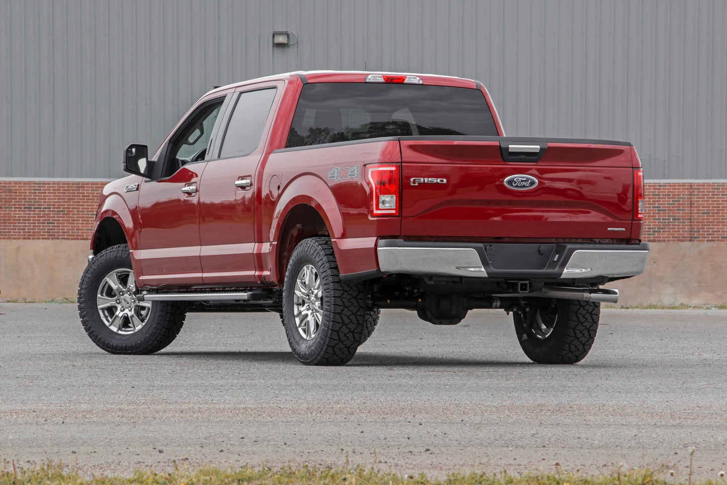 Rough Country 2 Inch Lift Kit Lifted Struts | Ford F-150 4WD (2014-2020)