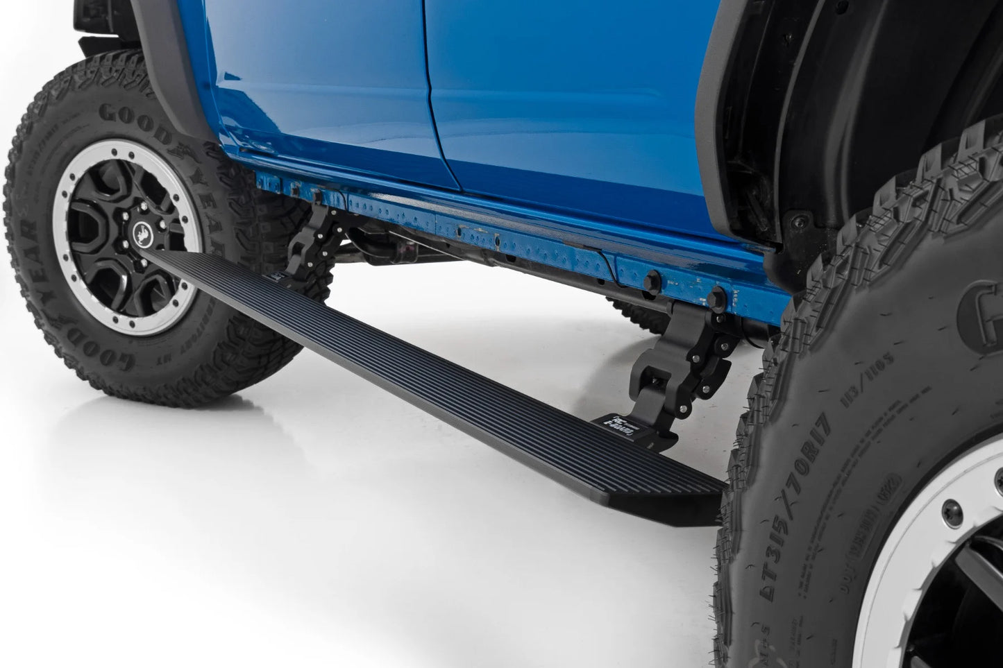 Rough Country Power Running Boards Dual Electric Motor | 4 Door | Ford Bronco 4WD (21-25)
