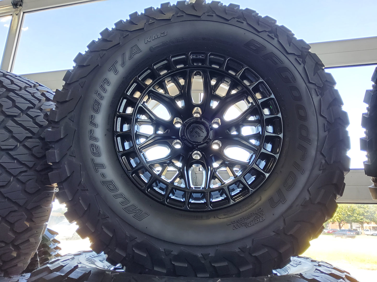 Package Sale * Like New Fuel Sigma 17x9 6x5.5 with BF Goodrich M/T 315/70R17