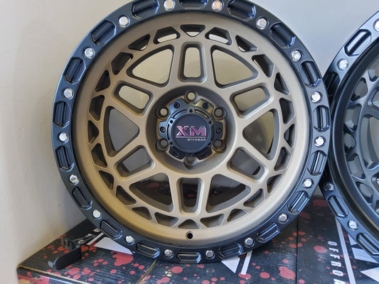 XM -700 17x9 6x135