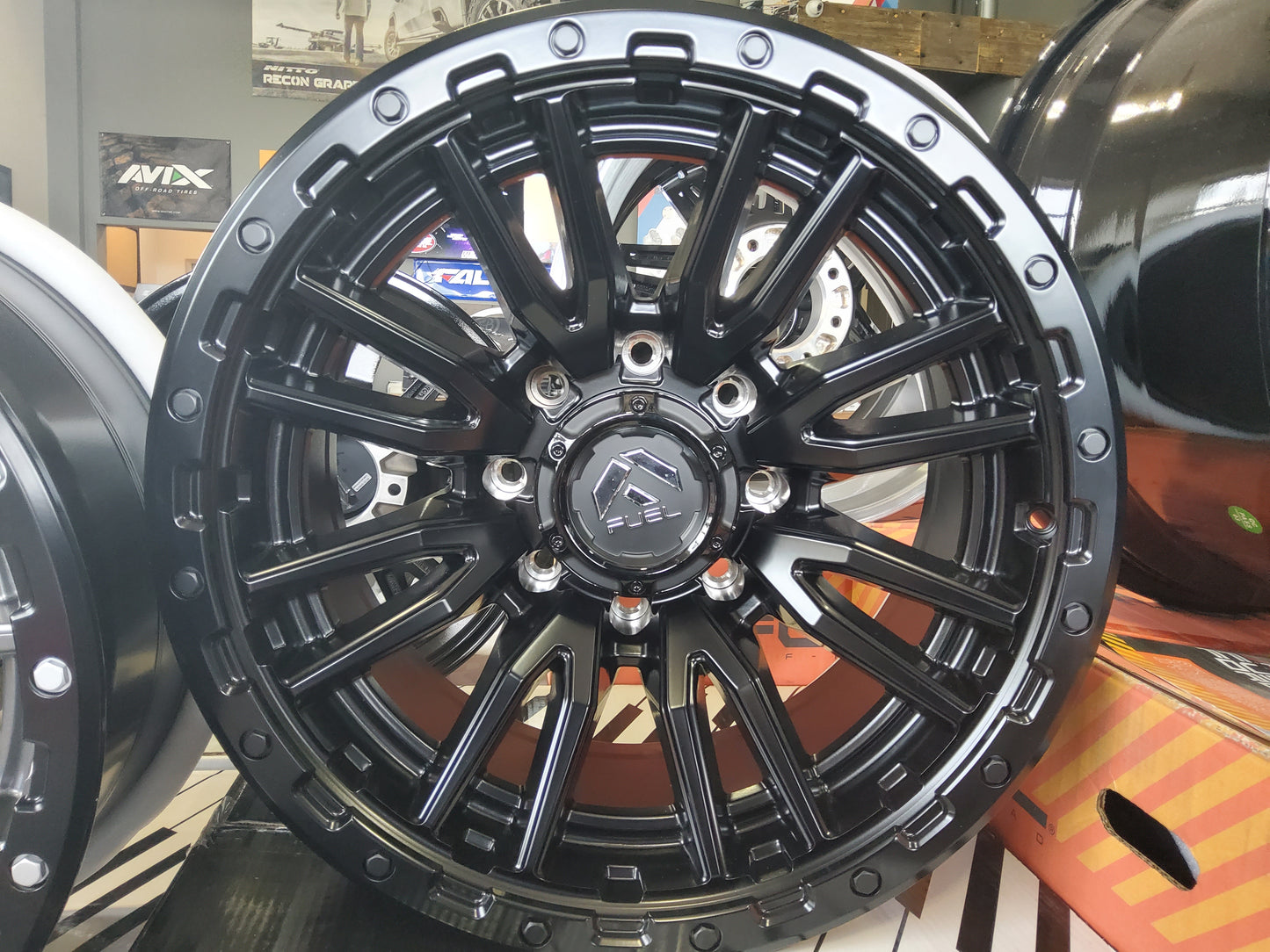 FUEL REBEL 20X10 8X180 124.2 BD-18